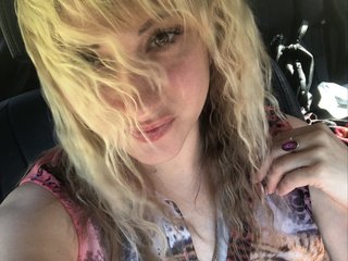 Erotický videochat Caroline-Grey