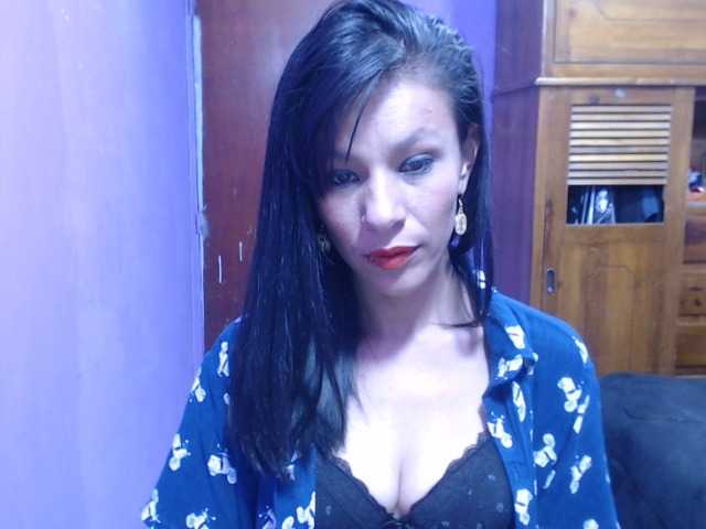 Fotky carolinerebel Hello welcome to my room. This Latin wants to play with you