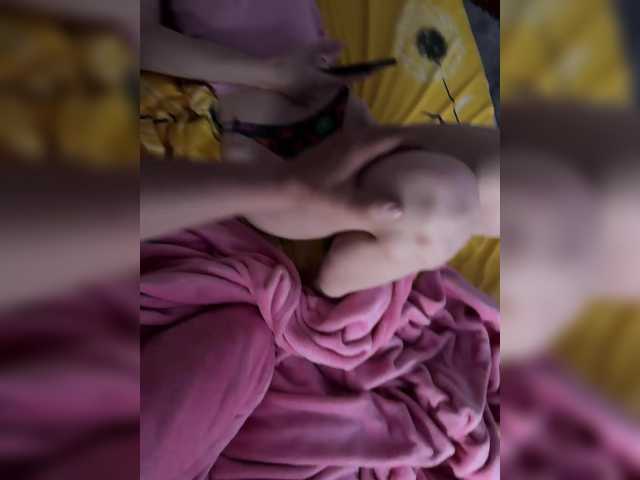 Vysílací screenshoty CaysiCouple