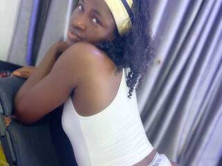 Erotický videochat CHEATING-HOUSEWIFE