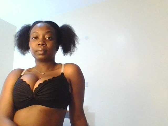 Vysílací screenshoty Cherrytwin