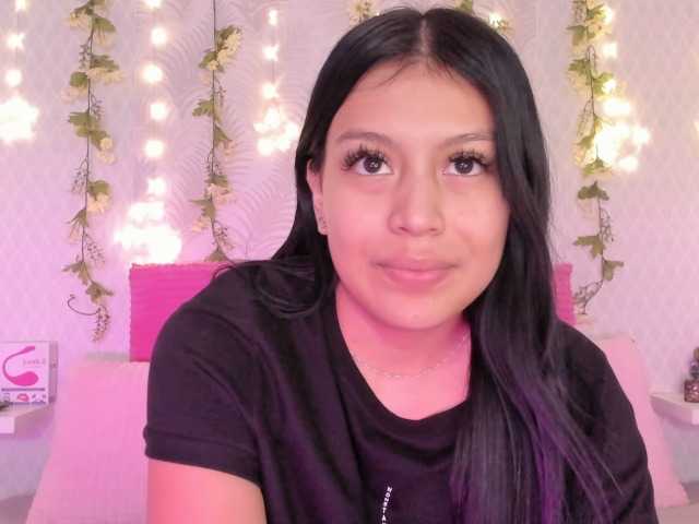 Vysílací screenshoty ChloeLoyd