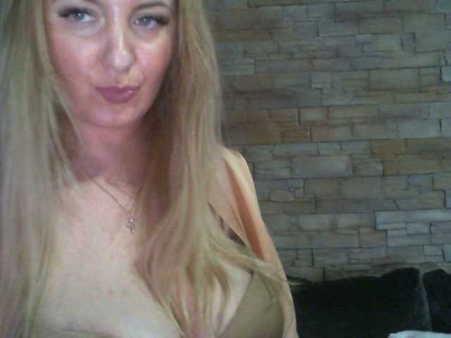 Vysílací screenshoty ChristinaHotX