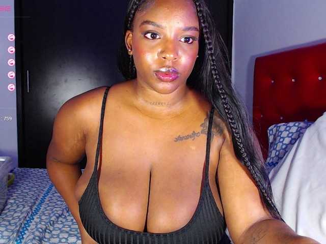 Fotky cindyomelons welcome guys come n see me #naked #wild #naughty im a #ebony #latina #colombia enjoy with me in #pvt #cute #dildo #pussyfinger #bigass #bigtits #CAM2CAM #anal