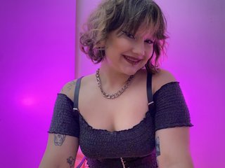 Erotický videochat Clare-Sugar