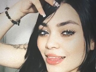 Erotický videochat Clhoe-Doll