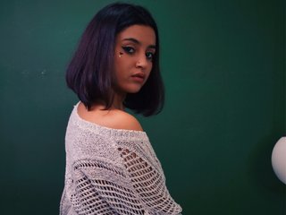Erotický videochat CoralineJonez