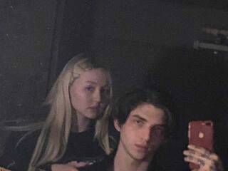 Erotický videochat couplebubble