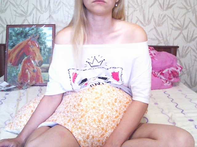 Fotky -Mabel- Hi! im Nastya from Russia)play with me YOU can in prvt chat. Welcome) take off all 400tk .Have a good time :>