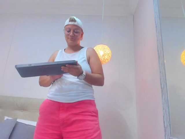 Vysílací screenshoty CristinStewar