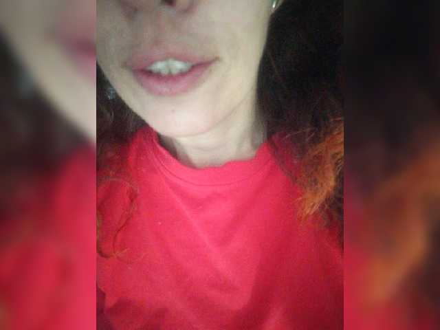 Vysílací screenshoty CurlyHanna