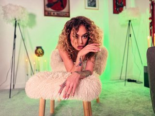 Erotický videochat curlynatashaa