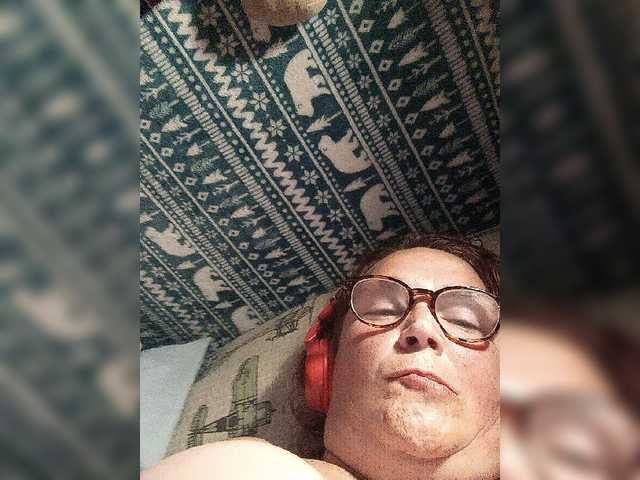 Vysílací screenshoty CurvyMeg