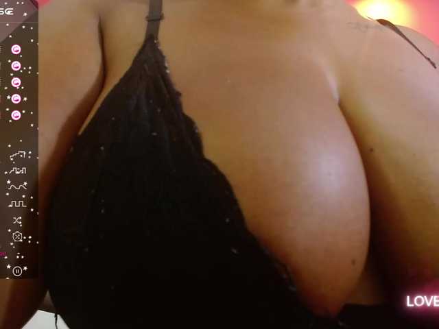Vysílací screenshoty curvymommyy