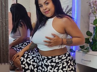 Erotický videochat CurvyyQueenXO