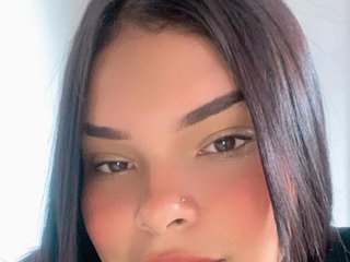 Erotický videochat cuteandshybrunette
