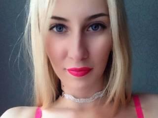 Erotický video chat cuteblondee