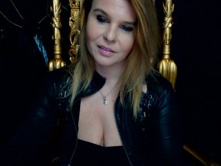 Fotky D3vilKali666 MISS SAY:CLICK..TIP...OPEN WEBCAM AND SERVE: JOI/CEI/CBT/SPH/CFNM/#LUSH IS ON FOR VIBE KISSES/