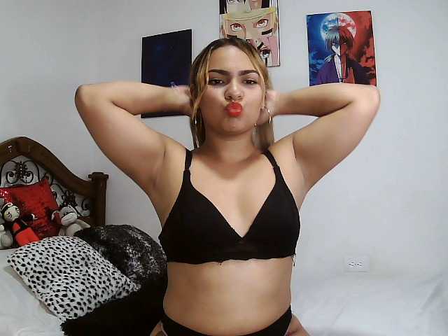 Fotky DannaStyles Show tits #Bigass #young #latina #ass #cum #squirt #Curvy #Ass #New