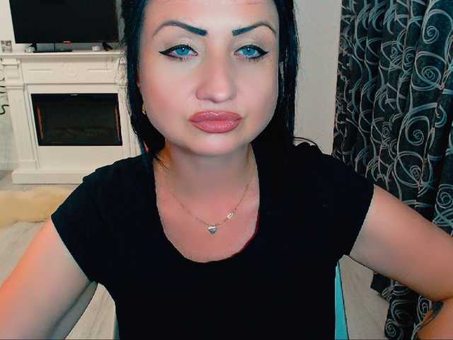 Vysílací screenshoty KinkyDomina