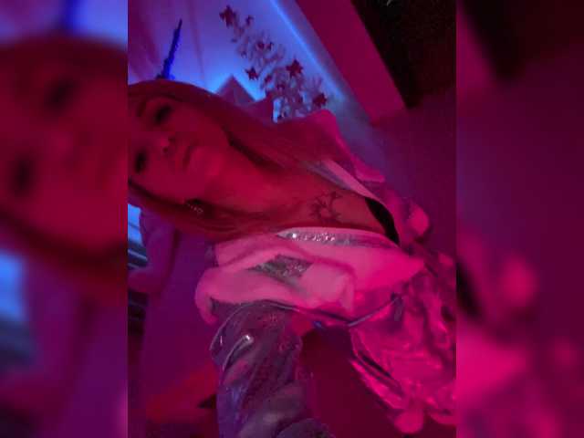 Vysílací screenshoty Demon-Girl