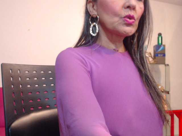 Vysílací screenshoty SquirtNstyGrl