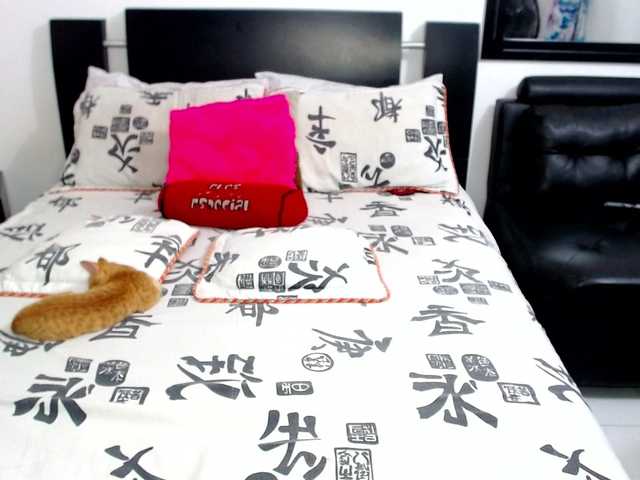 Vysílací screenshoty titsbiglovers