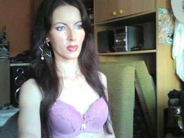 Fotky DizaKitty here..welcome..;) lovely tips..;pp ;d!manyymany:O ;)) PM10ShowTongue30SendKiss40DirtyTalk200ShowDessous300Dance500Ass1000ShowOutfit5Twerk500Fantasy talking100DrinkJuice10ShowFeet30HandHellobyebye5 all for negotiation...:)