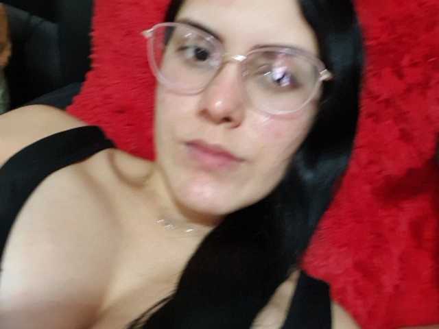 Fotky duosexys 1000 cuenta regresiva, 215 ganados, 785 para el show sex! Whipping her butt 3 tk show feet 11 tk take off bra 70 tk take off panties 71 tk Lick her pussy (5 min ) 150 tk Girl Cum on face or mouth 400TK Bj+sex+cum 999 tk