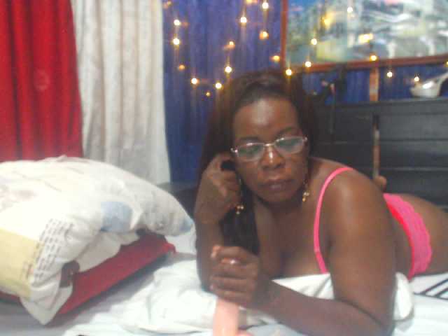 Vysílací screenshoty EBONYBLACKa