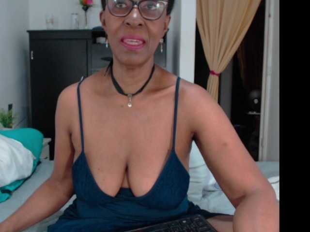 Vysílací screenshoty ebonymilf