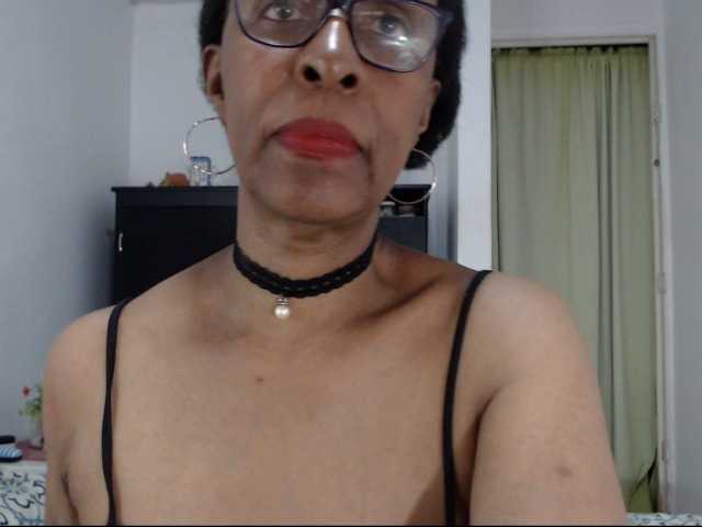 Vysílací screenshoty ebonymilf
