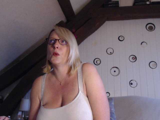 Vysílací screenshoty EleannaRose