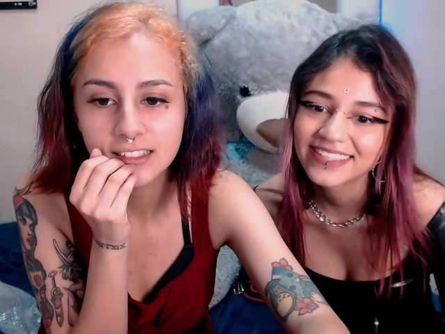 Fotky ElektraHannah Hello! We are Hannah and Elektra! Come, play with us and have some fun. Ask for our tip menu! lush is on!