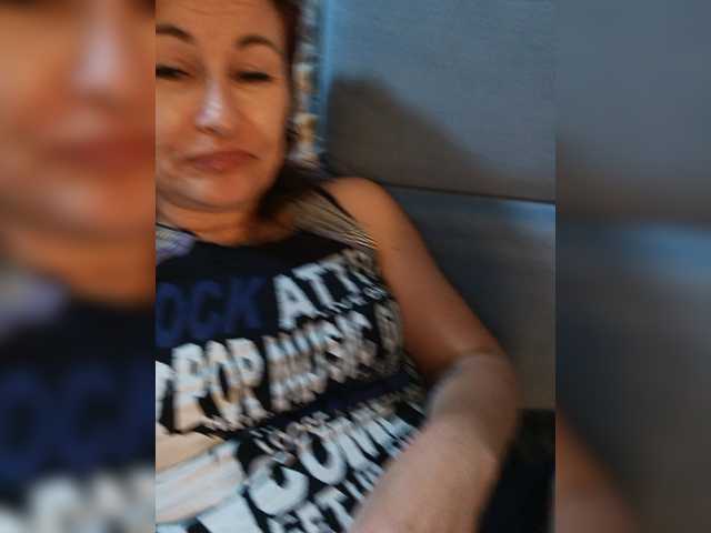 Vysílací screenshoty Ellie_