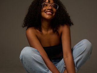 Erotický videochat ELENNA-SNOW
