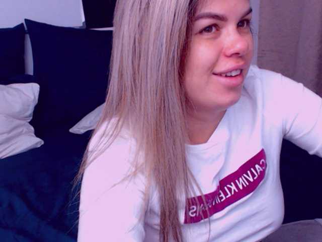 Vysílací screenshoty EliseTyler