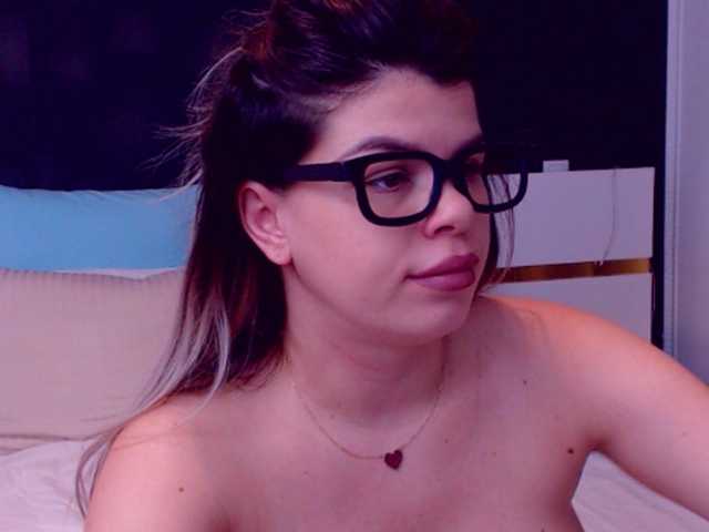 Vysílací screenshoty EliseTyler