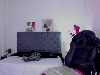 Erotický videochat Ellie-Alves