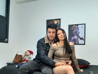Erotický video chat EmiliyLogan