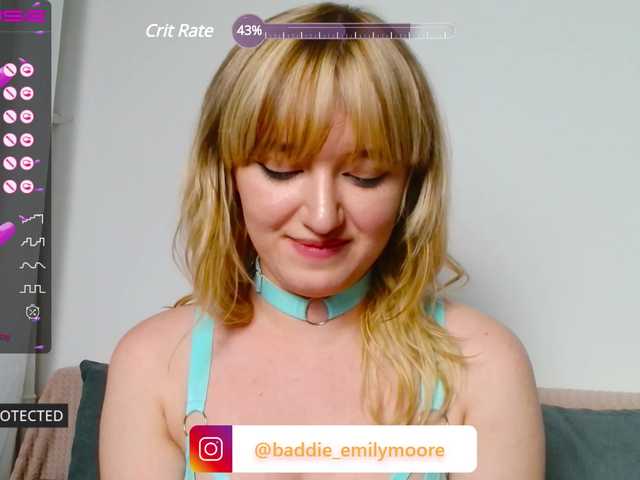 Vysílací screenshoty emilymoore_