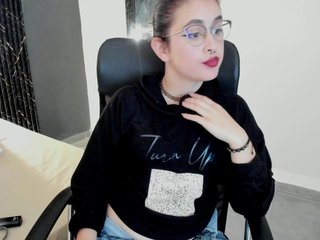 Erotický videochat Emily-Rousse