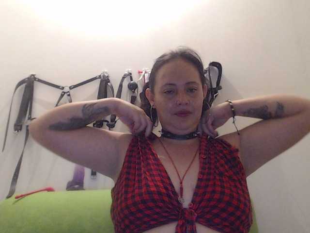 Vysílací screenshoty EmmaClothe