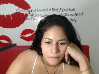 Fotky EmmyBBW Objetivo @ 2000* ♥MAKE MY TROUSERS WET WITH YOUR ♥ @ BIG SQUIRT/ GIVE ME HARD ACTIVAME MY LUSH 5 tokens