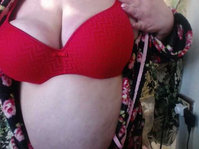Fotky EmpressLady If you like me -20, PM -25, Stand up - 35, show bra-50 , show panties-51, Show legs -60, slap on the ass 3 times-80 , Tits 115, Flash Ass in panties -120, Pussy in pvt, Looking at camera 80, Lovense works from 3 tokens