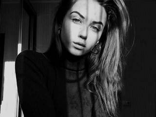 Erotický videochat F-O-M-A