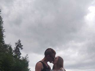 Erotický videochat F0XandM00N