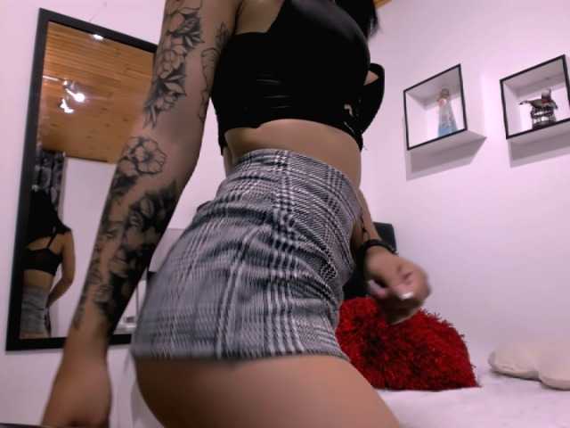 Fotky freyaly Hello! I'm a bad girl (show cum in the goal) #young #skinny #new top off (65tk) spank x10 (25tk) Below pants (99)
