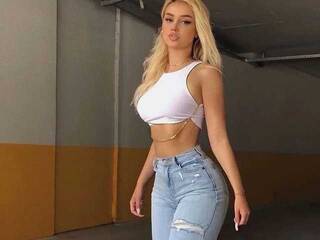 Erotický videochat Fronezart