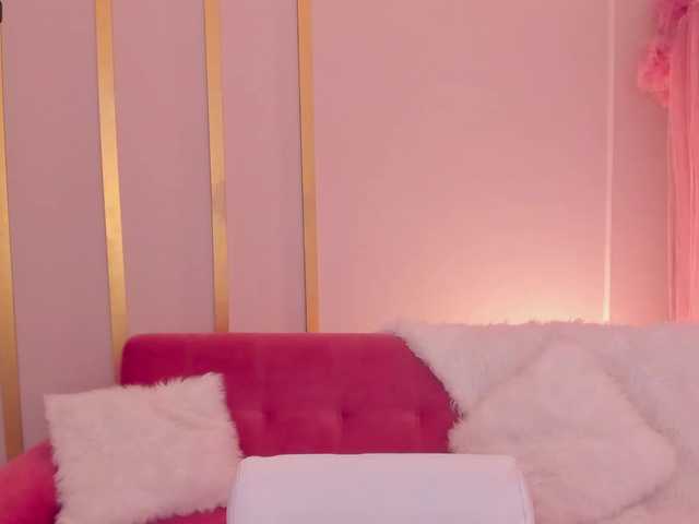 Fotky GabbieM21 Meet me and touch my pussy to feel how much pleasure I can give you! ♥ Rub clit at goal 138